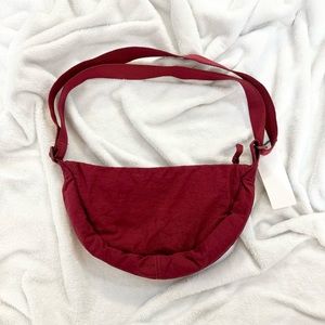 Red Dumpling Crescent Shoulder Bag Uniqlo Baggu